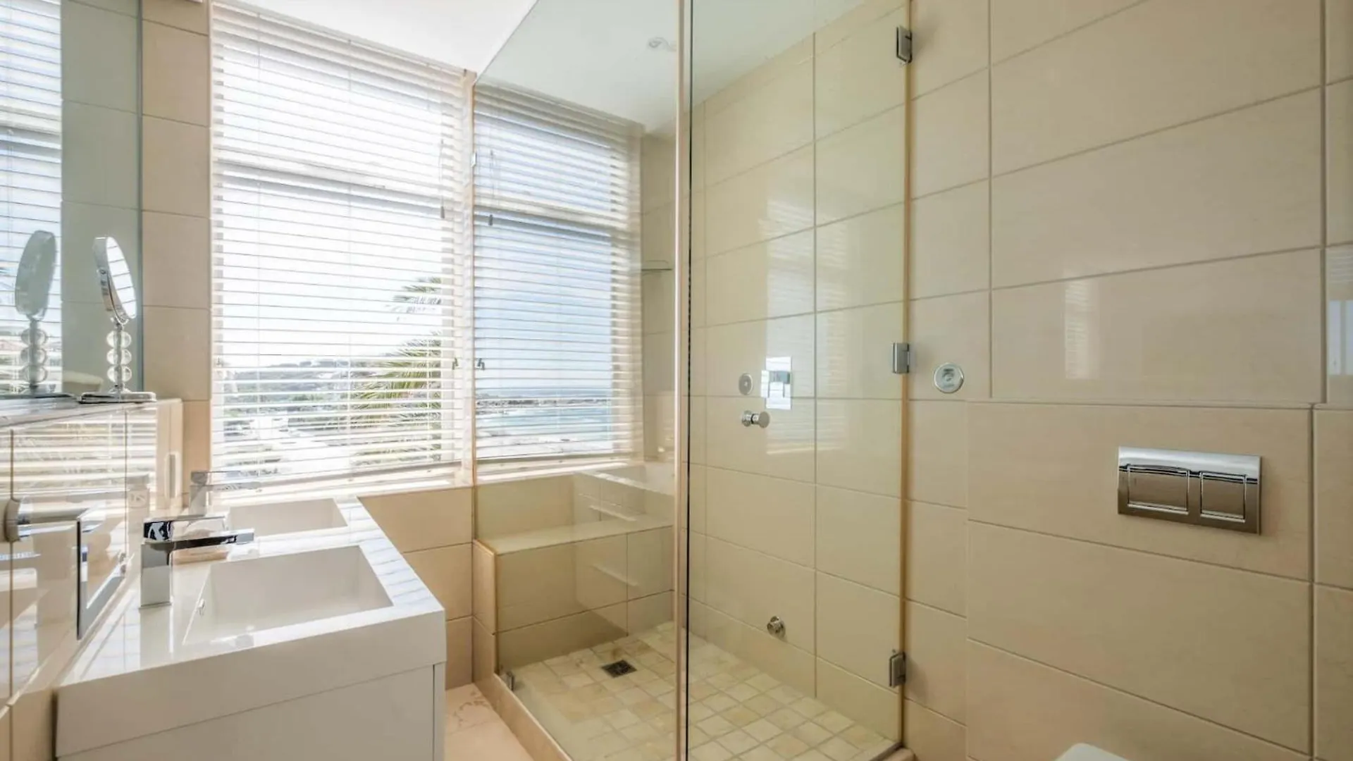 Διαμέρισμα Ocean View Camps Bay 3Bed Apt Beach Vistas Κέιπ Τάουν